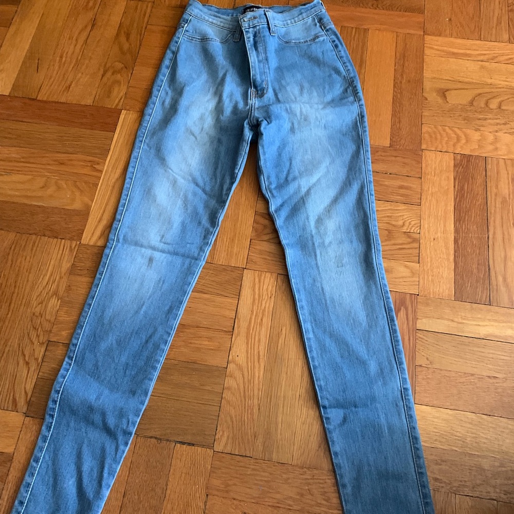 Mom jeans.